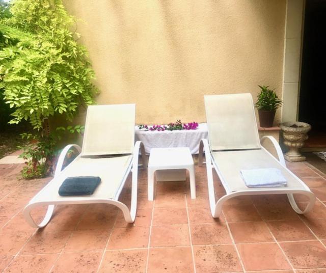 Serenity Chambre D'Hote Au Calme Des Maitres Tibetains Y Ont Sejourne 15 Mn Des Plages Leilighet Mougins Eksteriør bilde